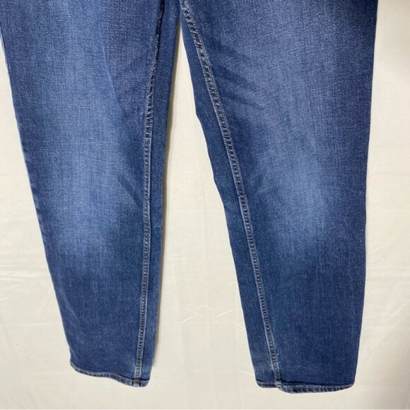 Old Navy Med Wash Basic Loose Built In Tough Built In Flex Straight Leg Jeans 29 - Picture 13 of 16